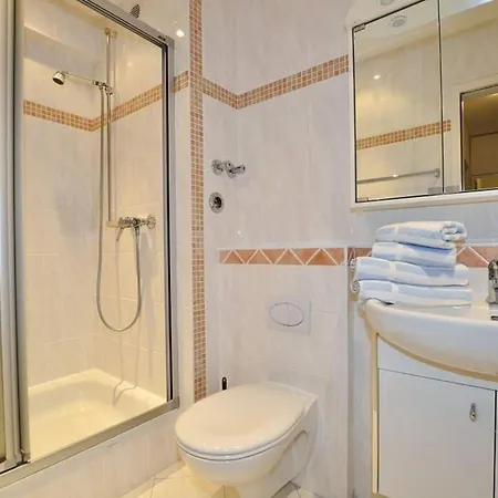 Dr-ross-strasse 25, App 12 *